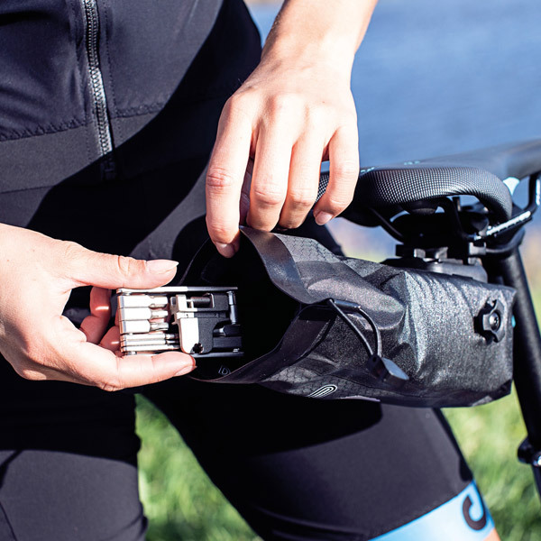 ORTLIEB（オルトリーブ） マイクロ2 0.8L サドルバッグ サイクルバッグ