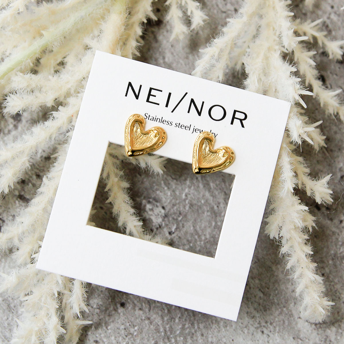 Nei/nor ピアス お肌に優しい つけっぱなしok サージカルステンレス