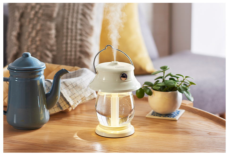 【新品】LED ランタン加湿器 Toffy LEDランタン加湿器〈充電式〉」「Toffy アロマランプ加湿