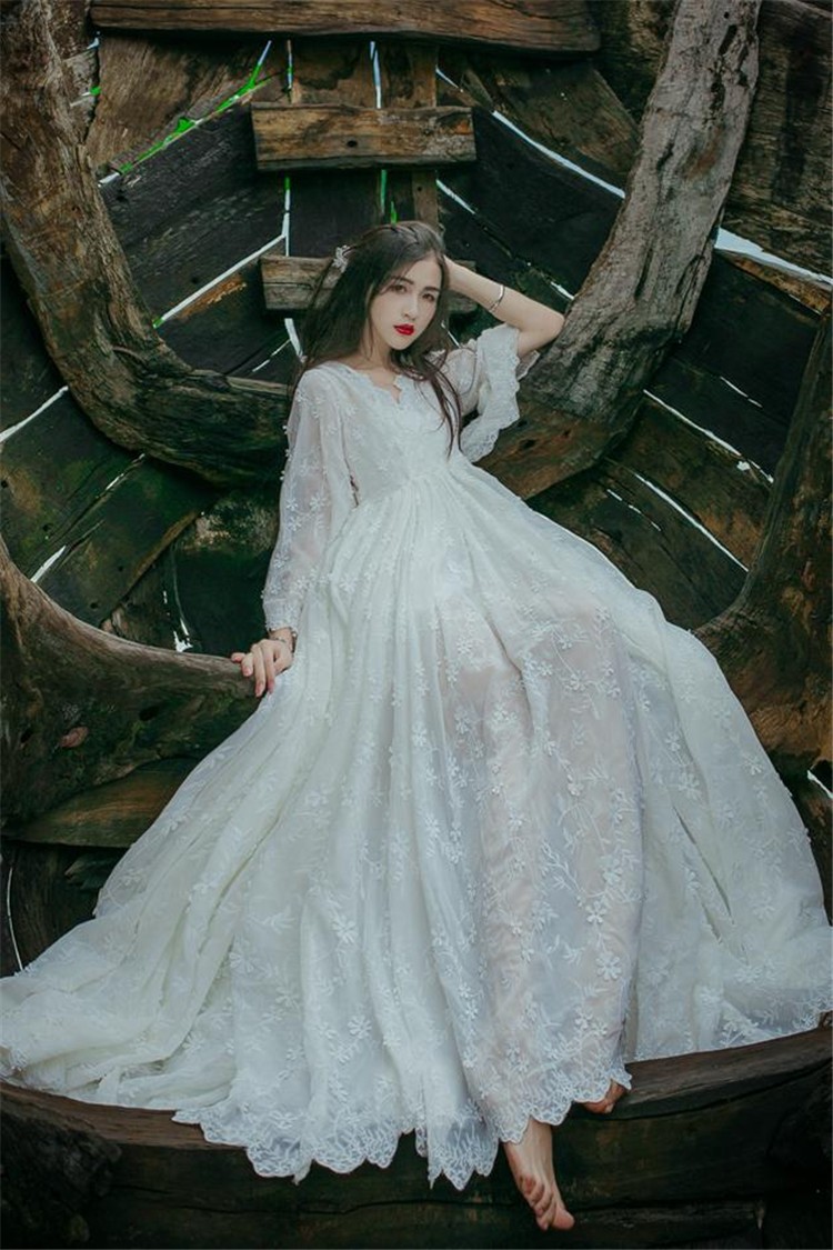 30 割引 一つ目の項目を先に選択してください ホワイト高級素材使用ブランド マキシワンピースレディースワンピース結婚式 ドレス40代オシャレロングドレスきれいめ刺繍上品披露宴お呼ばれ袖ありウェディングドレス花嫁 ワンピース ドレス レディース服 一つ目の項目