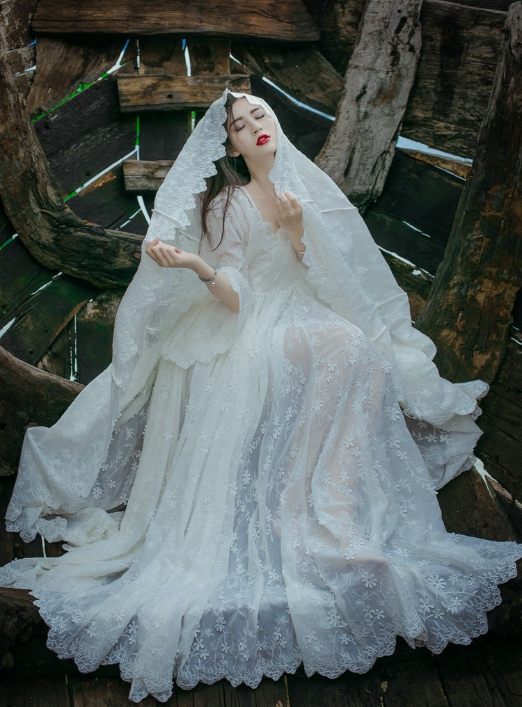 30 割引 一つ目の項目を先に選択してください ホワイト高級素材使用ブランド マキシワンピースレディースワンピース結婚式 ドレス40代オシャレロングドレスきれいめ刺繍上品披露宴お呼ばれ袖ありウェディングドレス花嫁 ワンピース ドレス レディース服 一つ目の項目