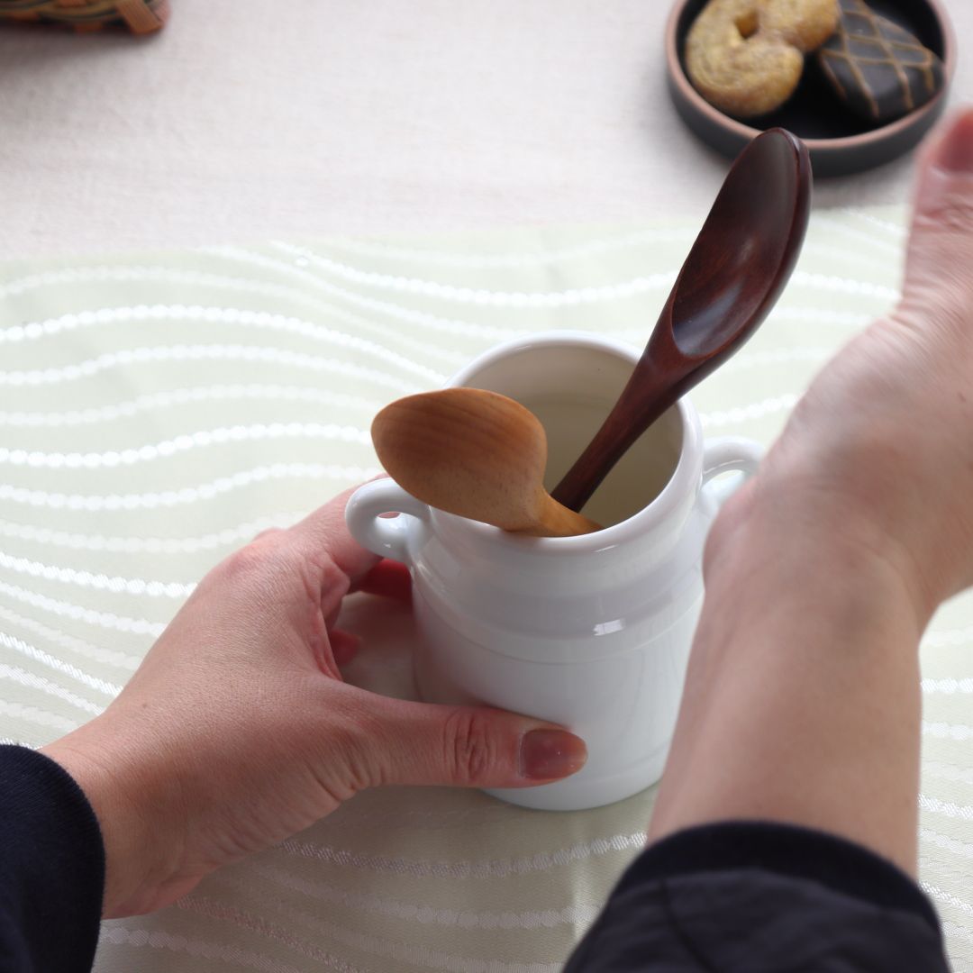 ホワイトガーデン スプーンコンテナ 日本製 瀬戸焼 陶器製ティー