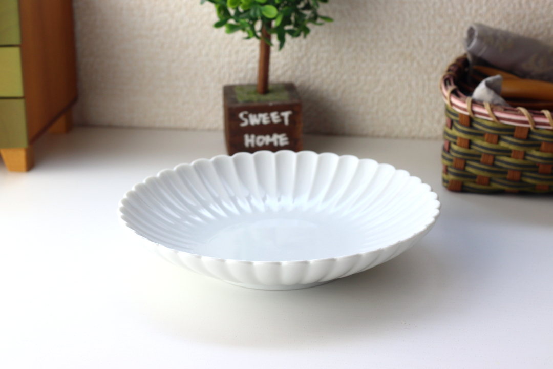 菊花和膳 中皿 18cm 日本製 美濃焼 プレート ラウンド 丸皿 平皿 リム