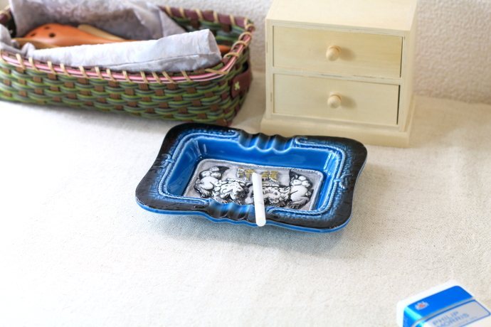 沖縄おみやげ灰皿 国産 瀬戸焼 灰皿 陶器 陶器製 アシュトレイ タバコ
