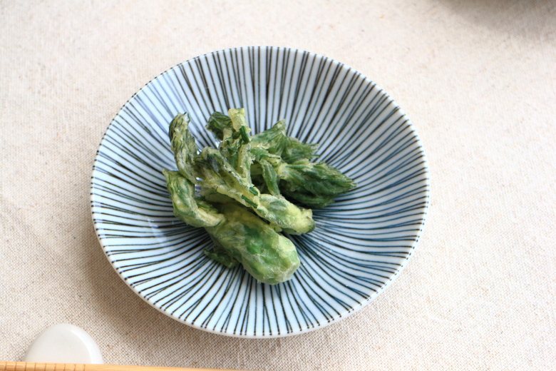 黒十草 4寸小皿 13cm 国産 美濃焼 平型4.0深皿 和皿 小皿 丸皿 豆皿