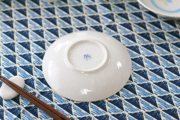 金魚 5寸取り皿 国産 美濃焼 愛らしい夏の器です 取り分け皿 中皿