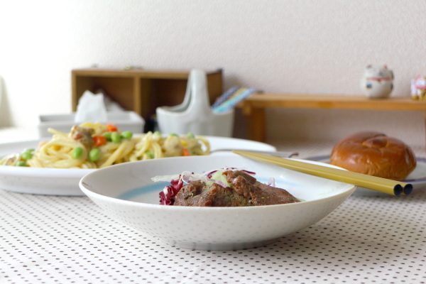 メダカ 7寸麺鉢 国産 美濃焼 愛らしい夏の器です パスタ鉢 中鉢 カレー