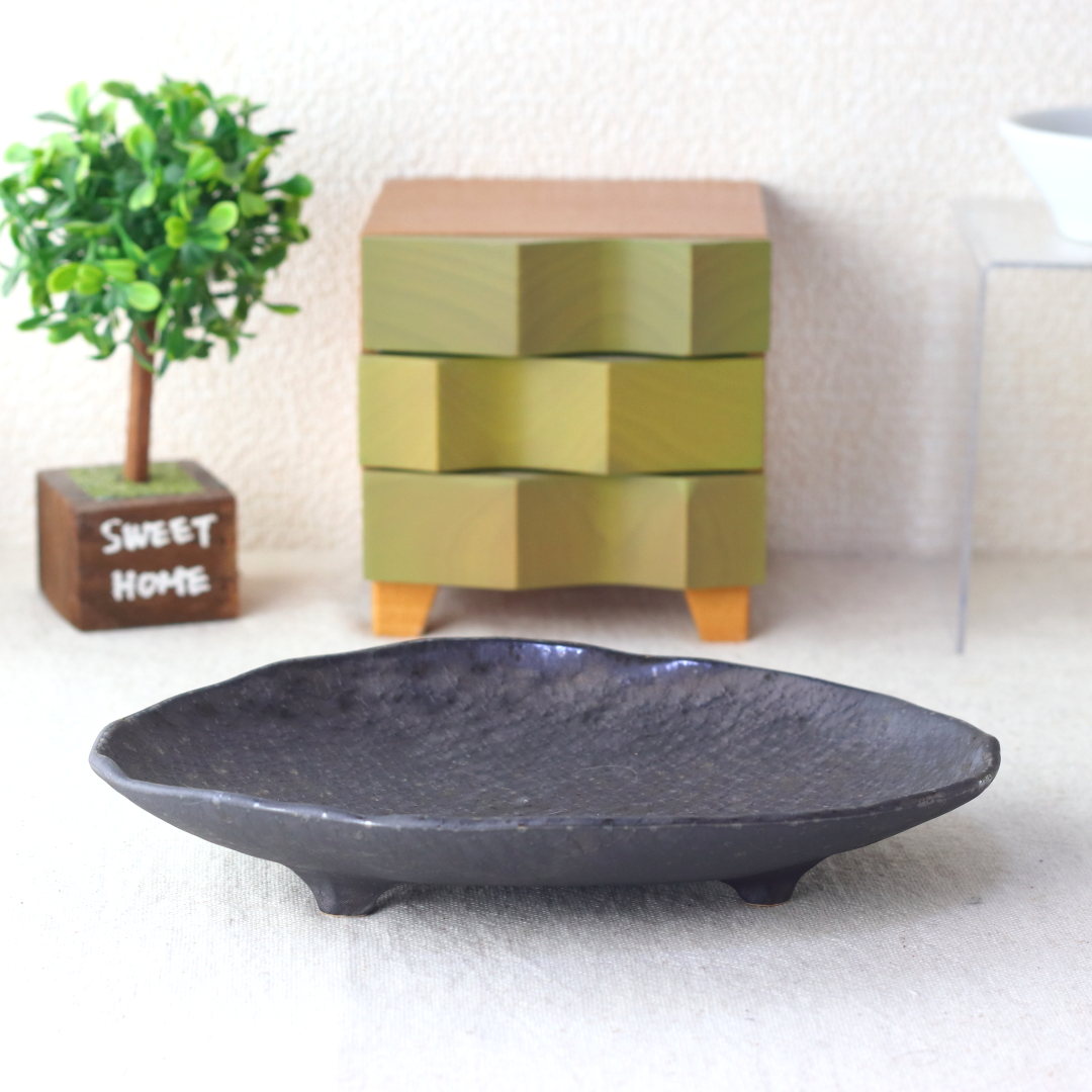 煮魚が似合う三ツ足楕円皿 22cm 美濃取寄 日本製 美濃焼 プレート だ円