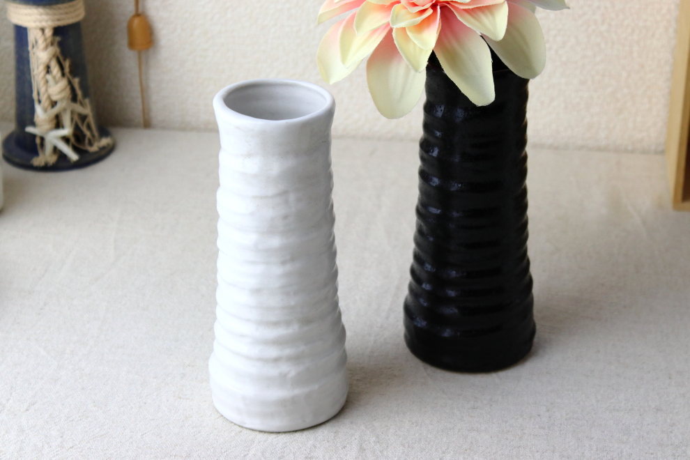 美濃焼細長花瓶 日本製 美濃焼 定番商品 花器 フラワーベース 花入れ