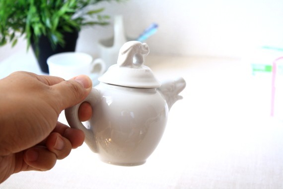 龍の蓋付き陶器ポット 龍の蓋付き陶器ポット