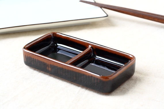 天ぷらの二種塩皿 国産 瀬戸焼 小さめ 小皿 タレ皿 二種皿 和食器 黒い