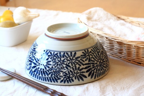 藍染タコ唐草 さぬき丼 国産 美濃焼 古来からある伝統の柄 うどん 蕎麦