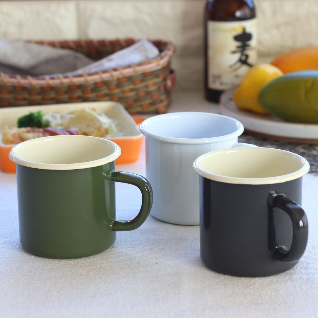 ホーローのレトロマグカップ 日本製 美濃焼 瀬戸焼 370ml グリーン