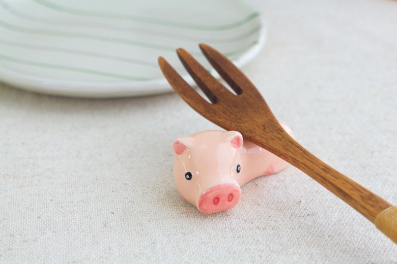 ピグピック 豚の背中の箸置き 2個セット 同型2個組 箸休め おしゃれ