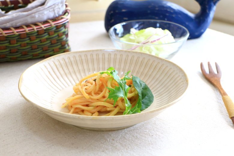 ナチュラル十草 8吋パスタボール チタンマット白 20.5cm 国産 美濃焼