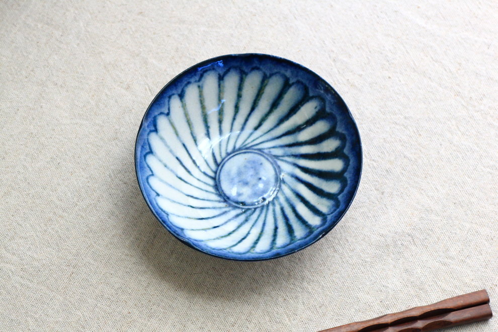 令和粉引 華 小鉢13.5cm 国産 美濃焼 4.5寸小鉢 小鉢 小付け鉢 令和粉引 華 小鉢13.5cm 国産 美濃焼 4.5寸小鉢 小鉢 小付け鉢