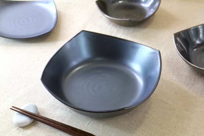 鉄結晶釉 角型 7寸鉢 国産 美濃焼 小鉢 付け出し 一品料理 お浸し鉢