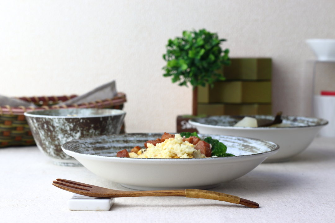宙渦 パスタ鉢 22cm 日本製 美濃焼 7寸深皿 パスタ皿 カレー皿