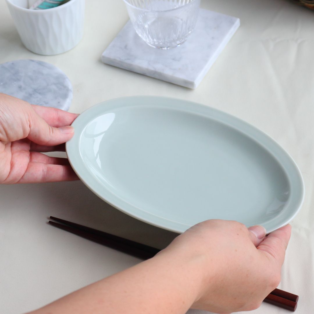 青磁の街中華オーバルプレート 21.5cm 日本製 美濃焼 だ円プレート