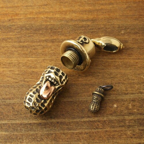 PEANUTS &Co    yachlmata　bero　美品 Peanuts＆Co/ピーナッツカンパニー】×【HUF/ハフ】「YACHIMATA