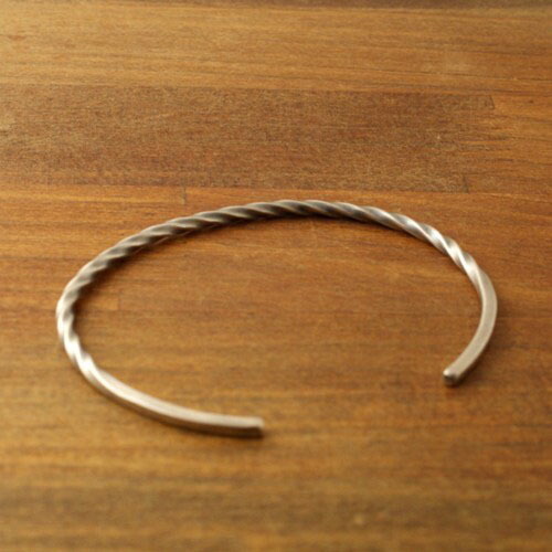 アティース（Atease） Atease TWIST BRACELET / SILVER : CG-STORE