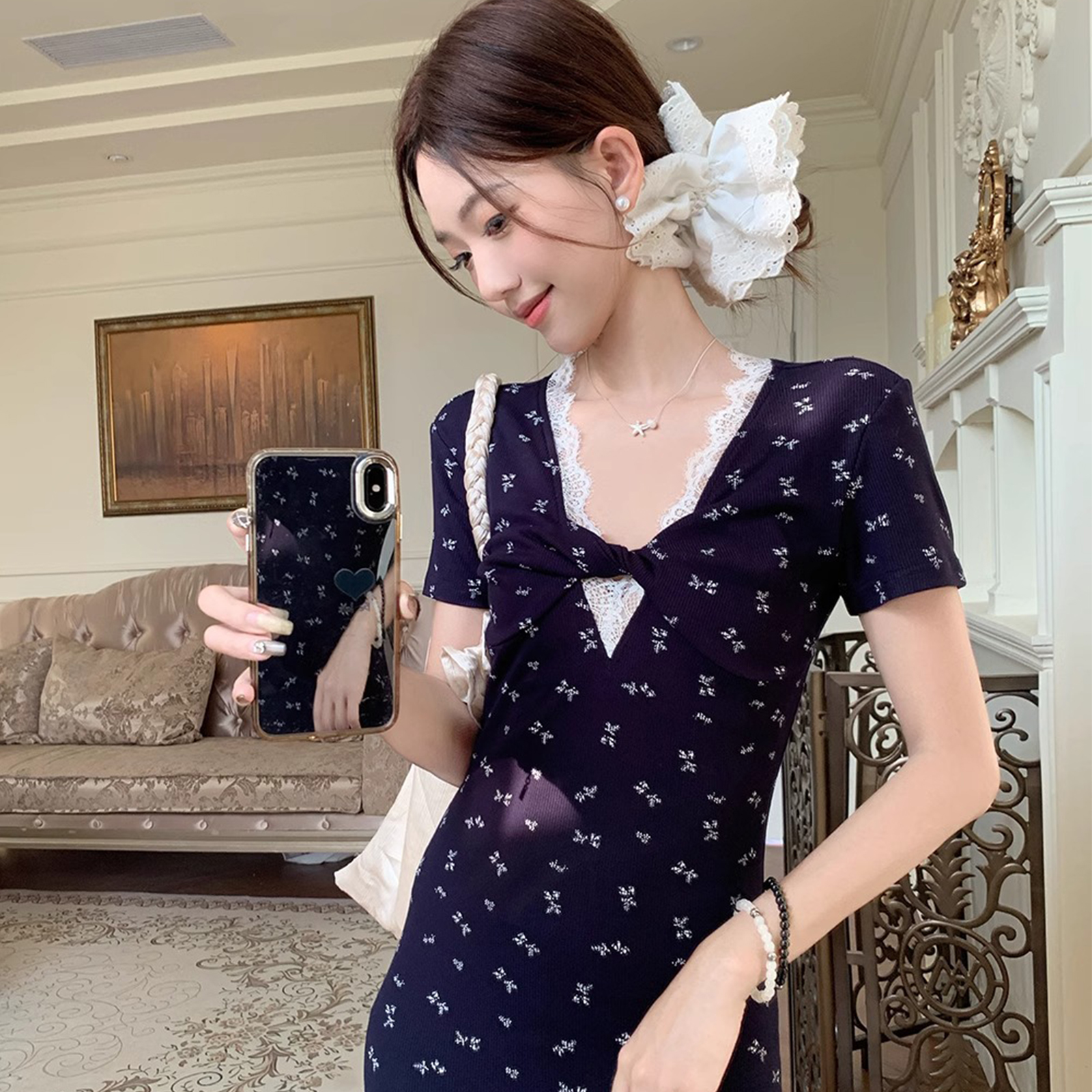 レディース 花柄リブワンピース Vネック飾り付き フィットシルエット 半袖 春夏 上品かわいい ガーリースタイル お出かけ用 | Village H＆T | 08