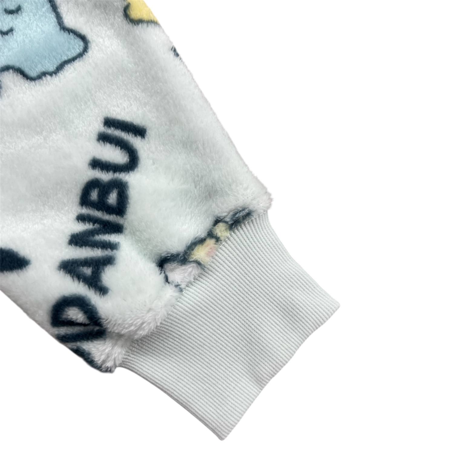 sanrio（サンリオ） はぴだんぶい 総柄 もこふわ 上下セット プリント