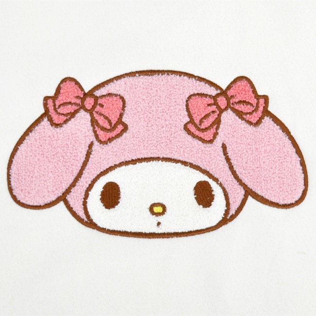 まなママです　美品☆サンリオ　マイメロディーの総柄裏起毛プルパーカー サンリオ Sanrio マイメロディ サンリオ キャラクターズ パーカー 総柄