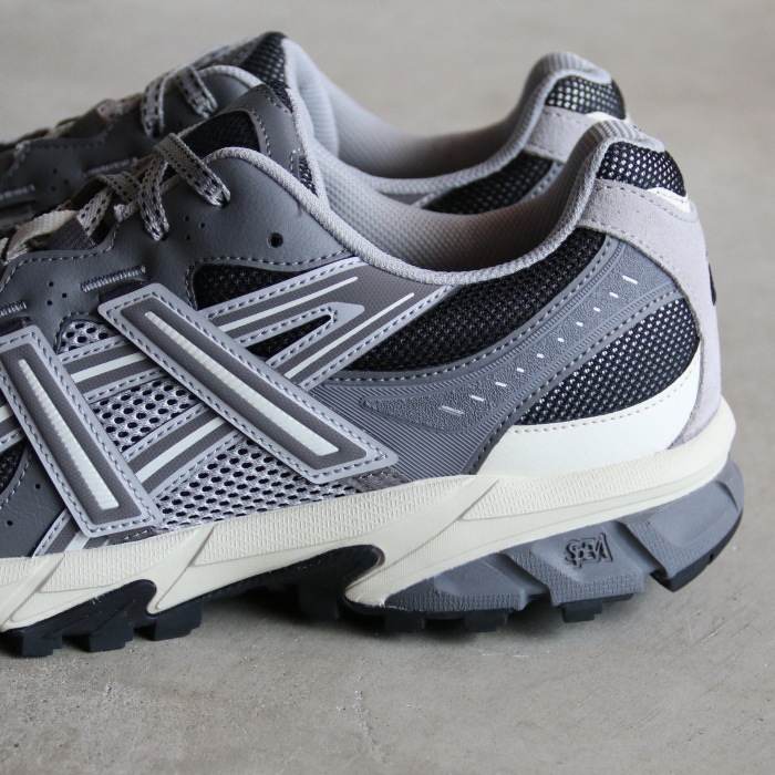 ASICS（アシックス） スニーカー メンズ レディース 運動靴 スポーツ