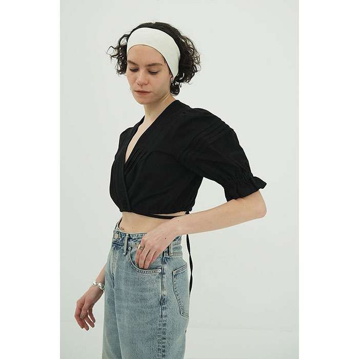 再値下！新品！クラネ ブラウス 黒 CLANE 正規商品 トップス クラネ ピンタック クロップド