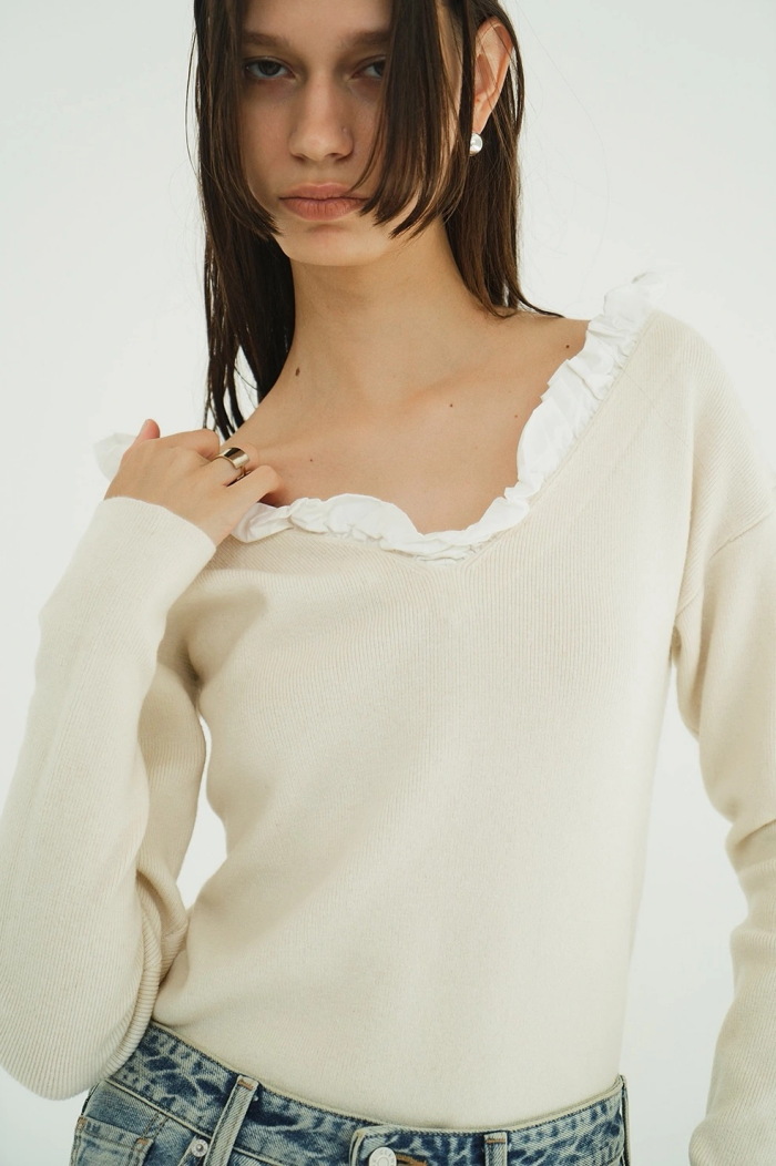 CLANE アイボリー フリル 半袖トップス CLANE（クラネ） 正規商品 トップス フリル Vネック ニットトップス