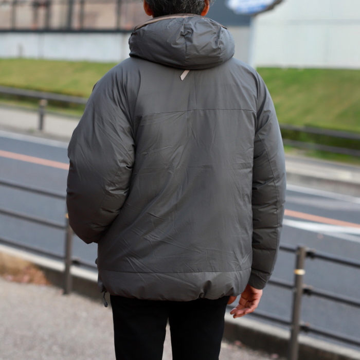 COMFY OUTDOOR GARMENT CMF OUTDOOR GARMENT アウター スラッシュ