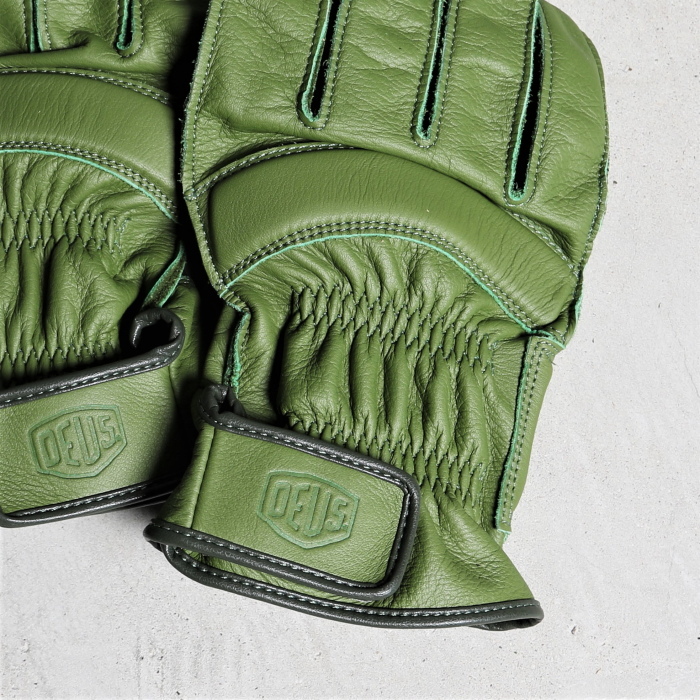 Deus 取扱　unchain glove アンチェイングローブ M 日本製 000000002316_2gouCCB.jpg