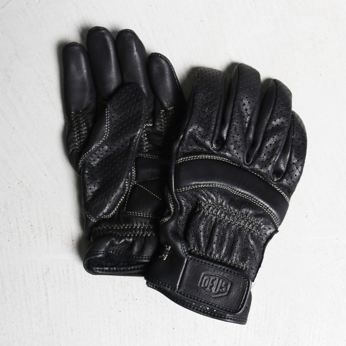 Deus 取扱　unchain glove アンチェイングローブ M 日本製 UNCHAIN GLOVE】(アンチェイングローブ) PUNCHING GLOVE