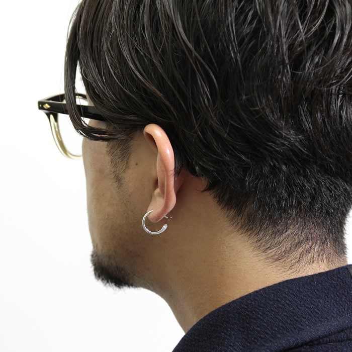 シンパシーオブソウル ピアス SYMPATHY OF SOUL Gradation Hook Pierce Silver グラデーションフックピアス  シルバー : e1804s : Charger.web-store - 通販 - Yahoo!ショッピング