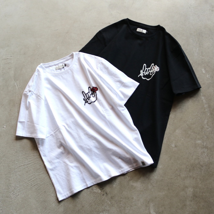 ILL ONE EIGHTY トップス イル ワンエイティ I LOVE U S/S TEE