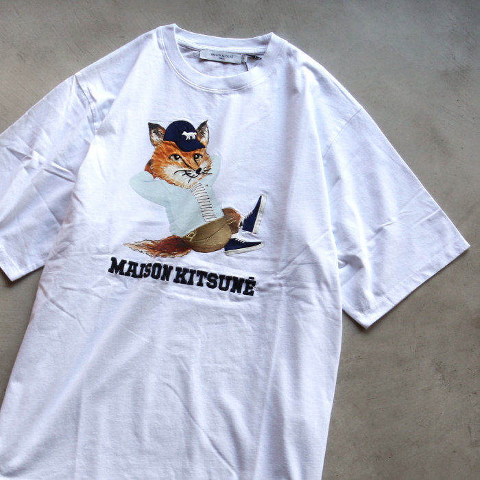 メゾンキツネ Tシャツ MAISON KITSUNE ドレスド フォックス プリント