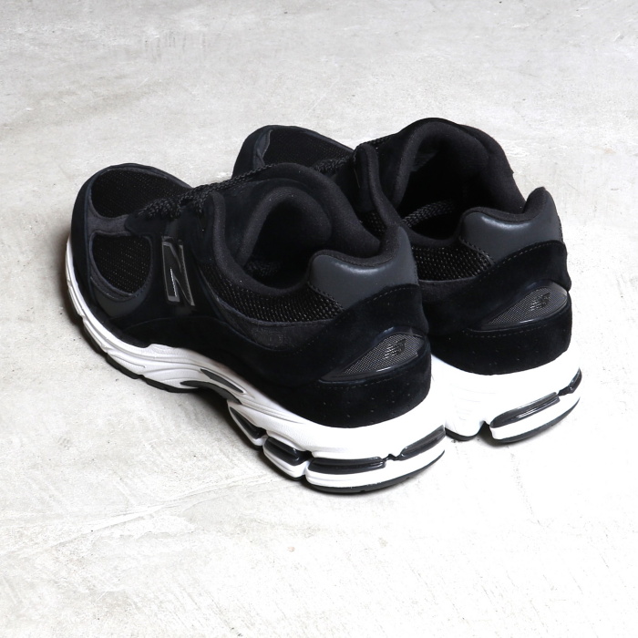 New Balance ニューバランス スニーカー 運動靴 2002R BK New Balance ニューバランス スニーカー 運動靴 2002R BK