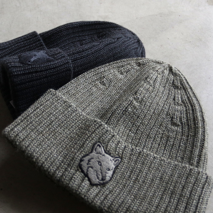 MAISON KITSUNE（メゾン キツネ） ニット帽 ボールド フォックスヘッド