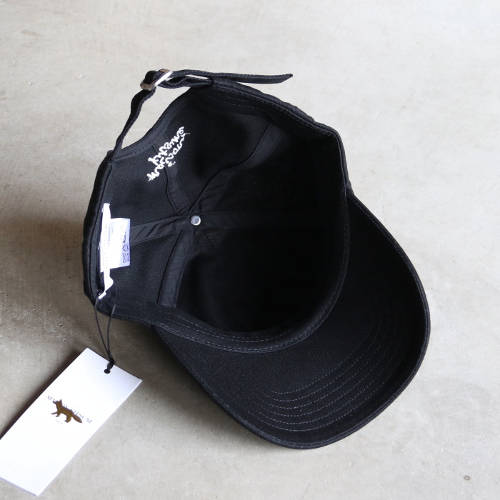 メゾン・キツネ　キャップ　ブラック MAISON KITSUNE（メゾン キツネ） キャップ ダブル ボールド
