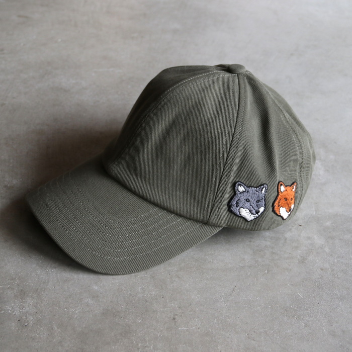 MAISON KITSUNE（メゾン キツネ） キャップ ダブル フォックスヘッド