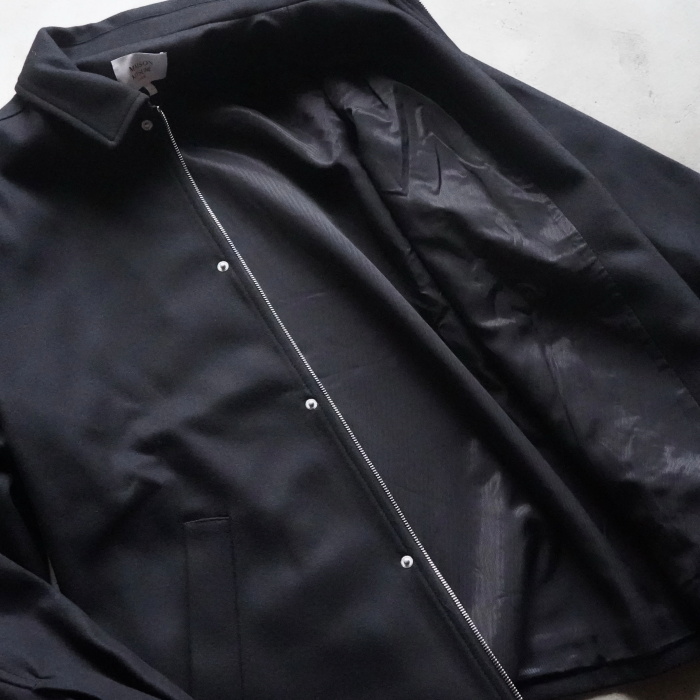 MAISON KITSUNÉ ブラック ナイロンジャケット xs Maison Kitsune（メゾンキツネ）の「TECHNICAL WINDBREAKER（ナイロン