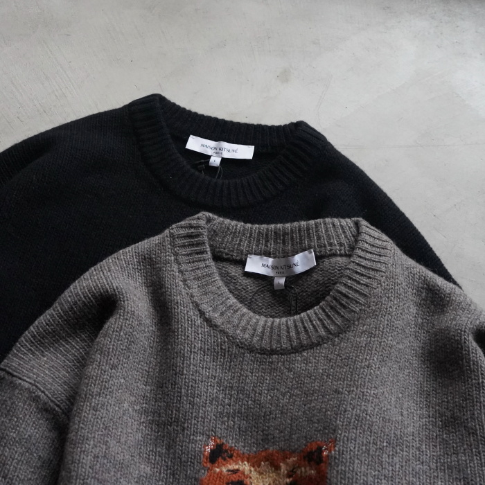 MAISON KITSUNE（メゾン キツネ） ニット セーター ドレスド