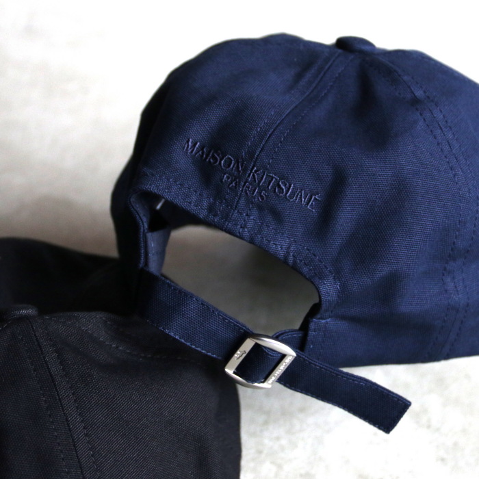 【新品未使用】メゾンキツネ キャップ ネイビー フリーサイズ メゾンキツネ MAISON KITSUNE キャップ LM06104WW0088 FOX HEAD PATCH 帽子