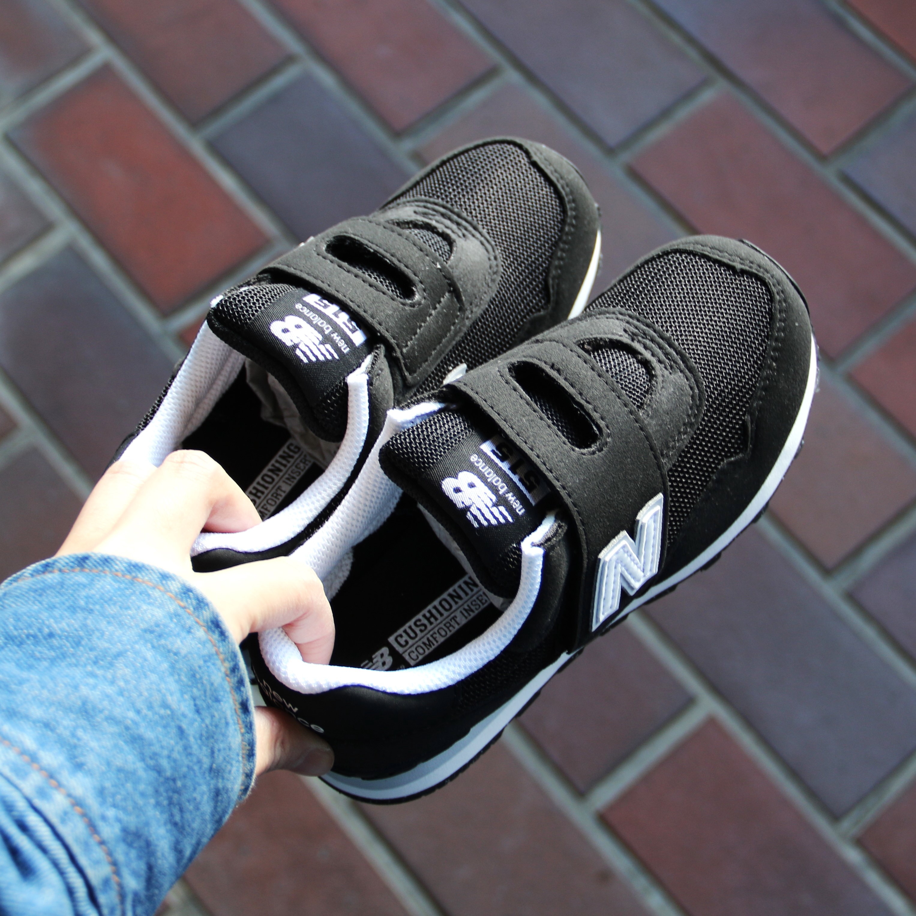 New Balance ニューバランス キッズ ジュニア スニーカー【17cm