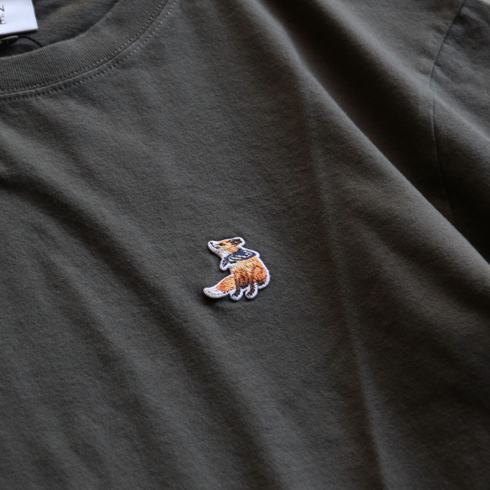 MAISON KITSUNE（メゾン キツネ） ユニセックス Tシャツ ドリーミング