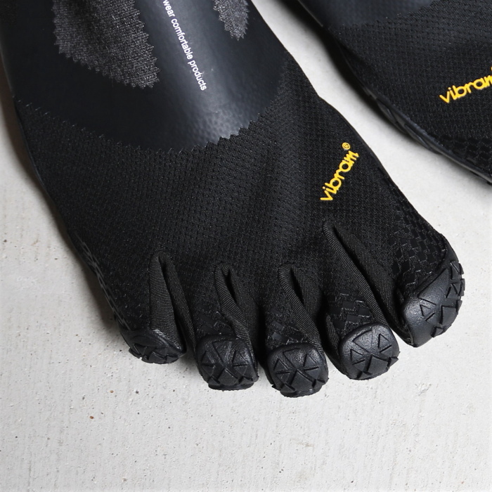 suicoke スイコック サンダル SUICOKE 5本指 ソックス デザイン suicoke スイコック サンダル SUICOKE 5本指 ソックス デザイン