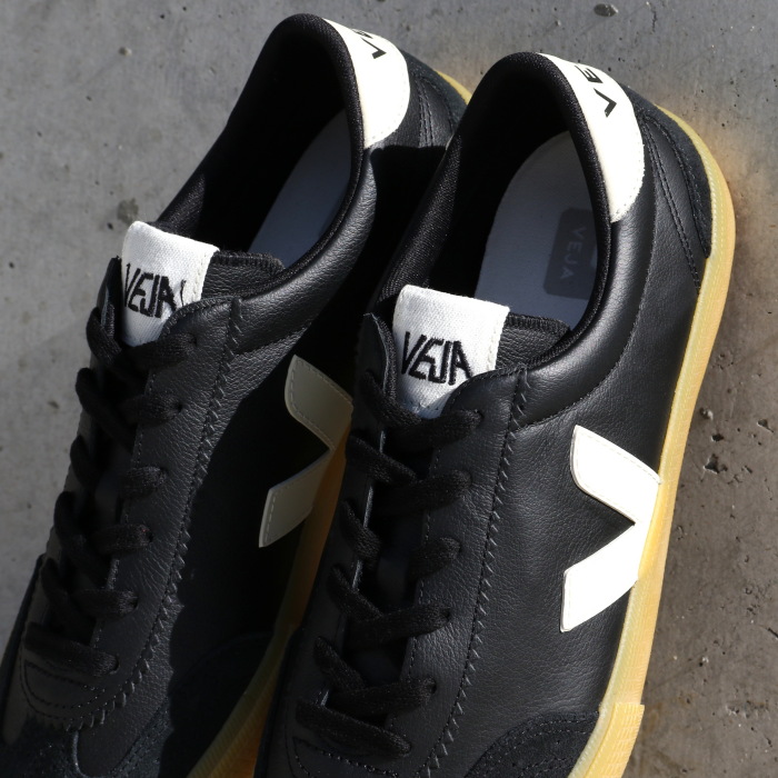 [VEJA]♥Volleyレザースニーカー/シルバー 楽天市場】VEJA スニーカー ヴェジャ メンズ レディース
