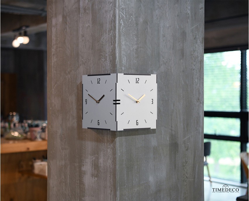 コーナー両面時計-white ハンドメード 木製両面壁掛け時計 おしゃれ 