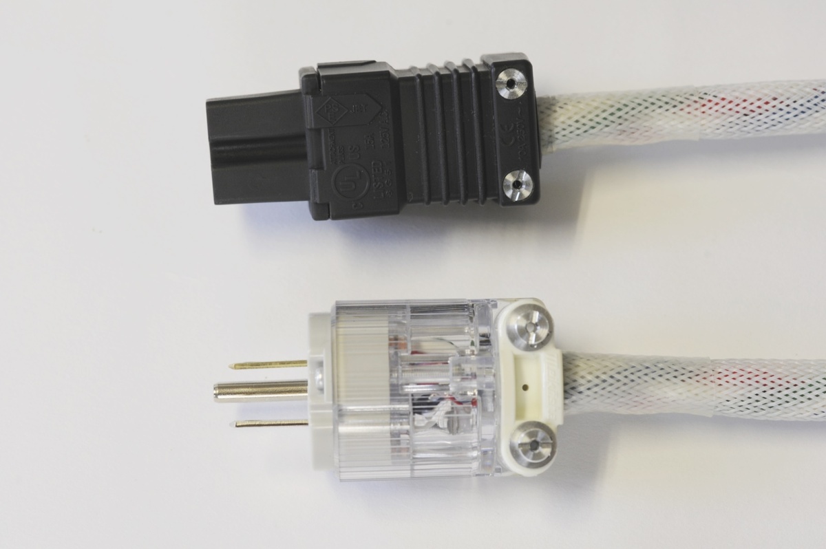 オーディオ用電源ケーブル